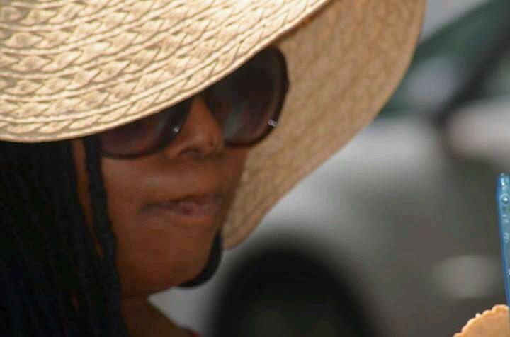 Mum, poet, actor, foodie cook ,community radio presenter, workshop facilitator, passion inspiring youth. Blue sky thinker living in a new city!!