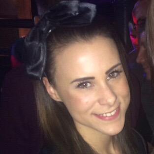 JulesWjulie's profile picture. Eat life before life eats you! Xx