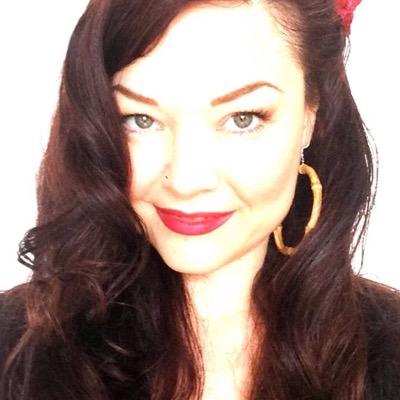 CristinaCMakeup's profile picture. 