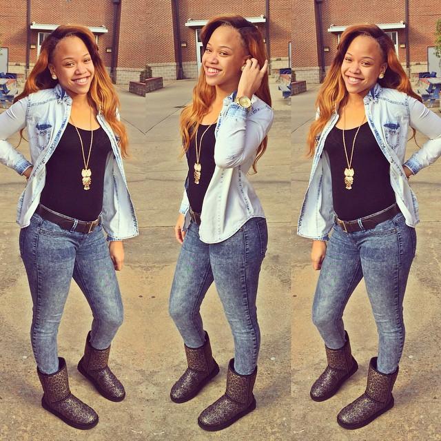 This Is a fanPage for Tamia follow her real twitter @_ColorMeeTee
