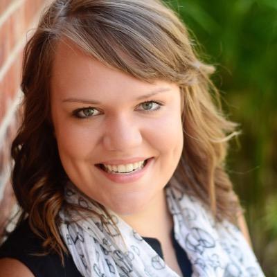 United Methodist Pastor - Just a community building, netflix watching, family loving, theologizing, cajun eatin', friendship making southern girl!