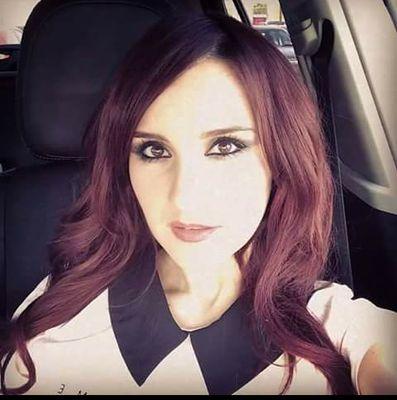 ¿Inspiracion?@DulceMaria.¿Profesion?Dulcete.¿Mi trabajo?Apoyarla.¿Salario?su sonrisa.¿Promesa?Admirarla por toda la vida.