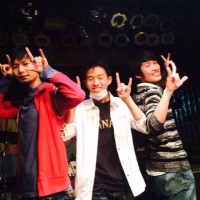 H11.9.14生まれの受験生なのに遊んでる暇人です。パズドラとかモンストやってます。Follow me