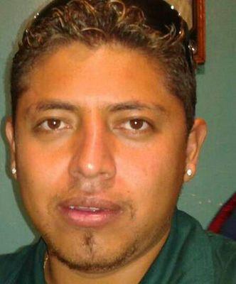 refus23's profile picture. 