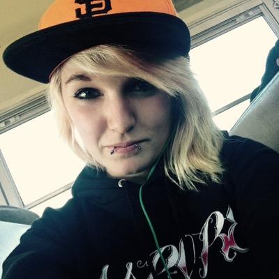 JayJayRazrblade's profile picture. whoop whoop!!! MMFWCL forever 3 
outpour app JayyJayy