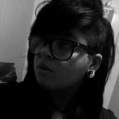 Hello! My name is Daria :P I am 15 and forever an artist. Love Black Butler! I listen to different genres. love farewell my love though :) #lovemusic