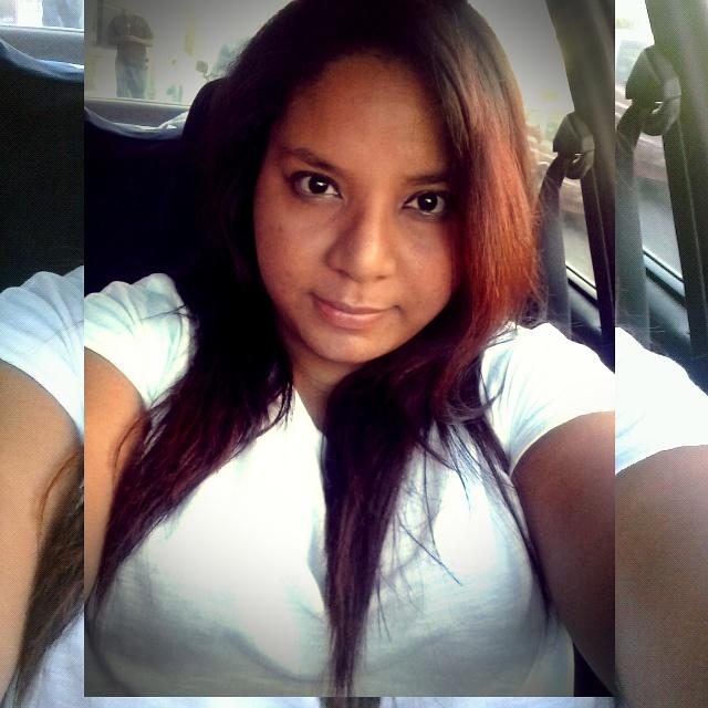 Estudiante de Ingenieria Industrial en la Universidad Catolica de El Salvador