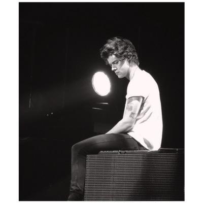 plz follow @_thoseblueeyess bc i followed you. She wants 1700 followers or more before her birthday 10/26 :) ily