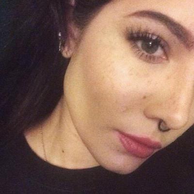 Free follow from @taintedwiccan Follow me bc Halsey is a smiley lady