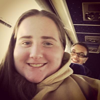 Dcl_lover15's profile picture. birthday: 5/25