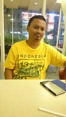 soeRIPto's profile picture. Orang Indonesia yg sdg belajar menjadi hamba Tuhan yg baik dan benar | Liverpudlian |