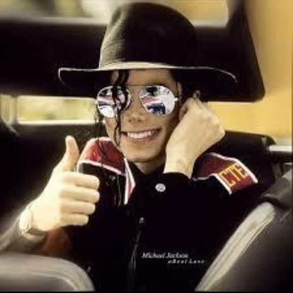 OI, VOCÊ ACABA DE RECEBER UM FOLLOW GRÁTIS, PODERIA RETRIBUIR     ME SEGUINDO NO @mjjzone , POR FAVOR. Sigo de volta.