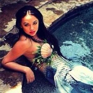 Mona on Pretty Little Liars. [FL/Not @JanelParrish]