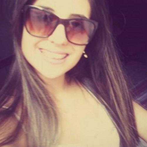 Relaxa e deixa a brisa bater, o som te levar, os bons pensamentos fluirem, a música te carregar. Feche os olhos, sinta a vibe e esqueça dos problemas. 🌺💆❤