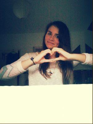 Follow me♡ I Follow back♡