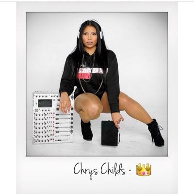 || Vodka in a Teacup || #TheBartendersDiary 🍾 ✨Media Maven 🎤 🔊 Radio Personality on #FUBUradio Nightlife Connoisseur 🥂 Artist🎨 @thechrysfrequency