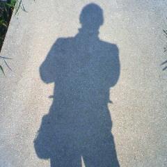 40代の会社員です。
バイクで日本最端（2008～2013）と本州最端（2008～2014）に行きました。
猫と暮らしてます。
キリコ・キュービィー（茶白♂2013/6〜2025/9🌈）
ハナ（三毛♀2022/6）
クロ（白黒♂2022/6）