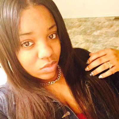 im a very cool down to earth cute brown skin girl, i dislike fake ppl , i believe loyalty is the key to happiness, and most of all im always me