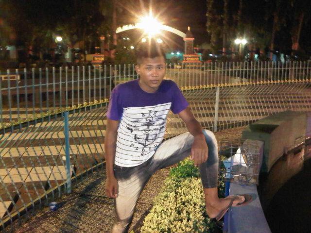 Menghargai seseorang itu lebih baik (+ +)