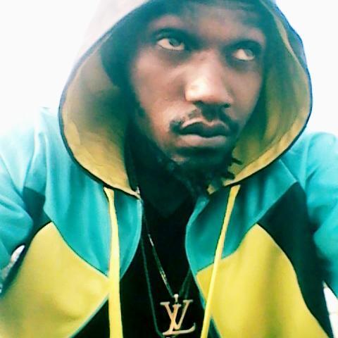 Love Muzik,do Muzik. n sinG Muzik Gud Muizk Gives #Life.. HiphoPer, RnB, u go dance. Composer ie SongWriTer. #beatkiller https://t.co/NwQJwkG4S2
