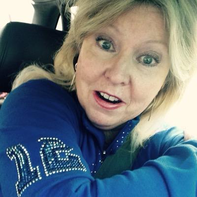 brevesandy's profile picture. 