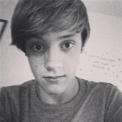 Gamer and drummer Instagram Dylan021101 Kik Dylan021101
9+10=21 A+