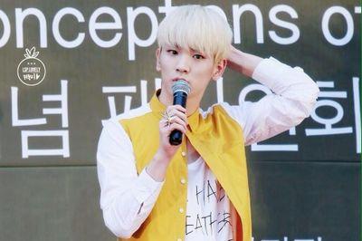 Niigata➪水泳➪ﾌｧｯｼｮﾝ➪受験生➪SHINee  ♥ 샤이니 기범보다 올 ♥ 新潟参戦済 SW東京ドーム14日参戦    シャヲルと繋がりたい✡.*｡ﾟ