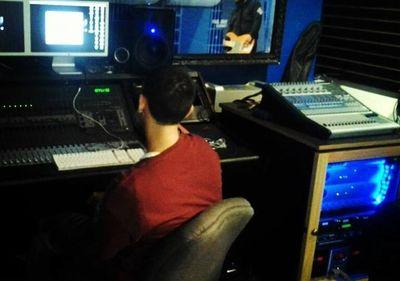 Ceo And Music Producer Out Of Denver Colorado, Follow Me On Instagram @fresco5000