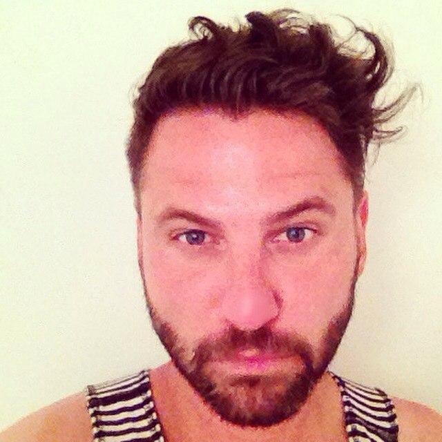 Designer | Bon Vivant | Raconteur | Feminist | He/Him