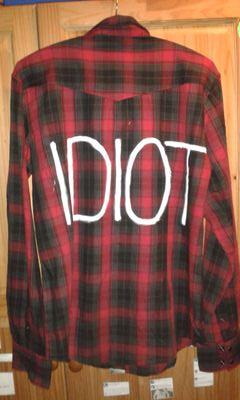 we make cute & cool merch thats actually affordable :) so hope you like the things we make x