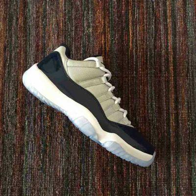 http://t.co/4v1fNuf3hb 
We offer the best deals on sneakers... Weekly raffles,  trades and help you sell your old or new shoes