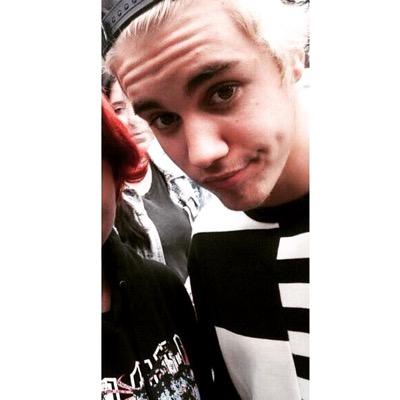 Justin follow me please ... ❤️