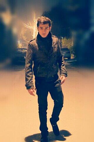 hamzakapadia7's profile picture. Head of operations at WallMaster (lhr)  Interior Designer   Memon   CR7 3    18