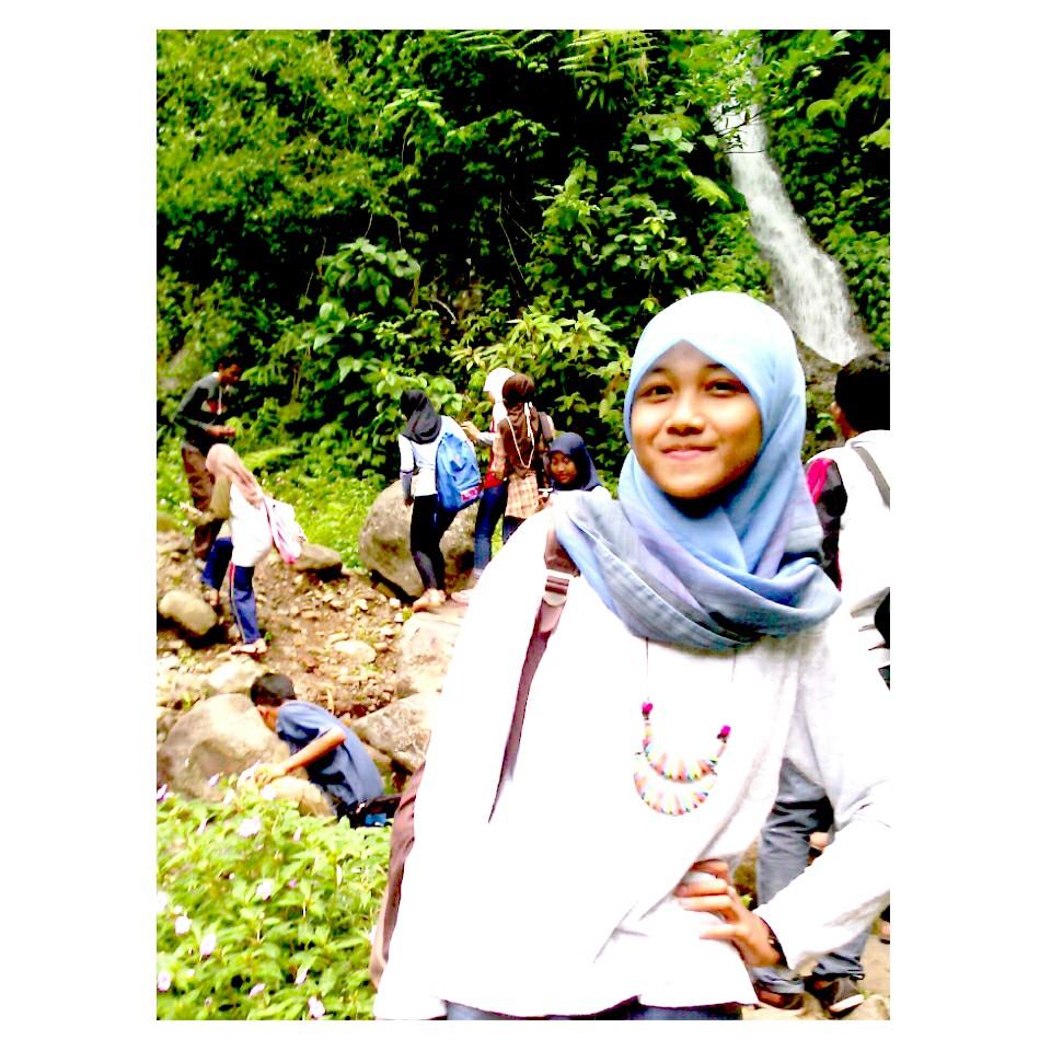 Vika Azzahra  |  17 September 1999 | pin 768CA656 |  Kerispatih ^^MahaPati^^
