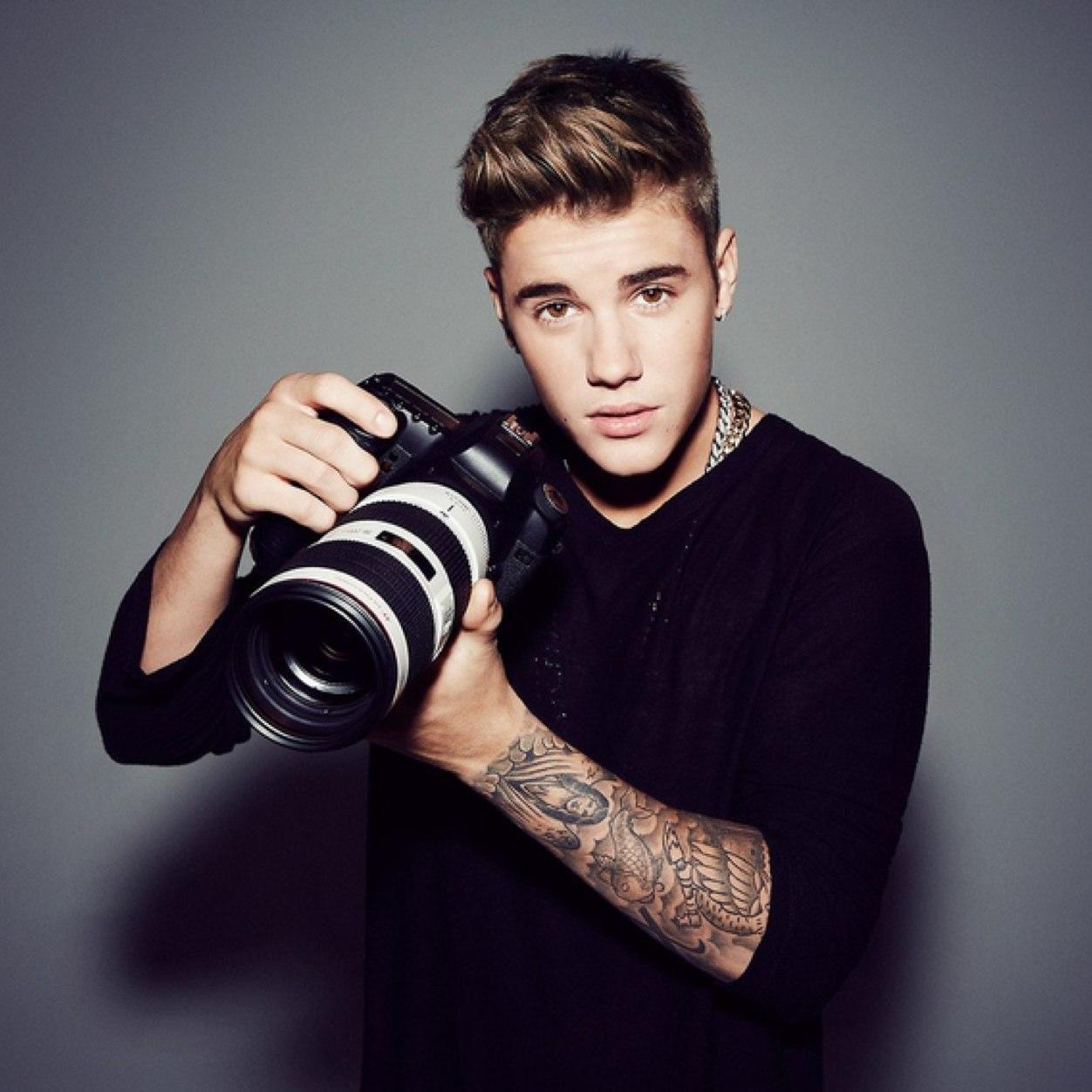 HONEST SON AND Tru BELIEBER WLL BE TLL I DIE , D.O.B. -19.2.1992. A STUDENT ! I luv LA Boy Belieber