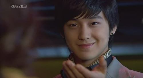 virgiealegrado's profile picture. 