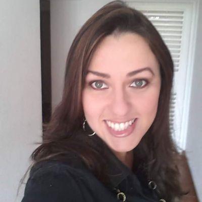 Educadora de profesión, Facilitadora de procesos de aprendizaje y crecimiento por elección, Coach certificada, Master PNL,  100% Venezolana y sobretodo Humana ♥