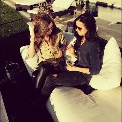 Updating you with news,pics,facts and everything about Eleanor and Sophia :) Love them @EleanorJCalder @sophia_xxox . Don't hate, just respect them Xx