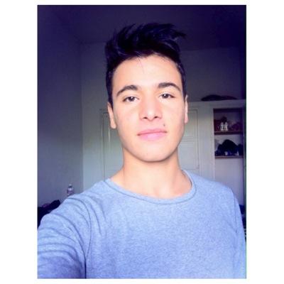 Skype : Chahid.souheil 
 Kik : Chahid11