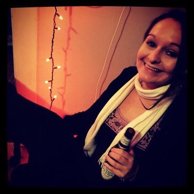 laurenrobirds's profile picture. Ping Pong Master - Proud dog mom to Hampton Grey