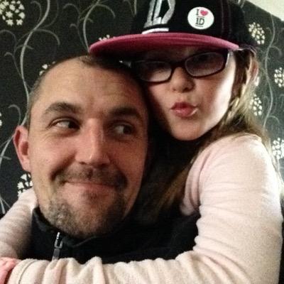 573V3G's profile picture. OuSHeD names steve im 46 2 kids sophie and steven . love life ,politics,people,movies,news,music and football . people say im CrAzY . im not the only one