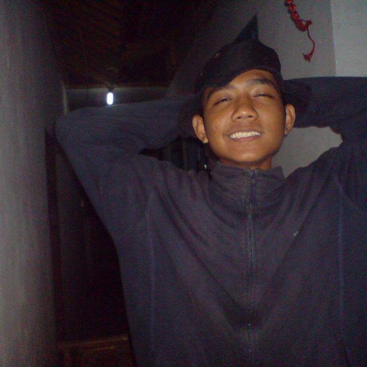 AKU BUKAN SIAPA PUN, DAN AKU TIDAK INGIN JADI SIAPA PUN! \m/