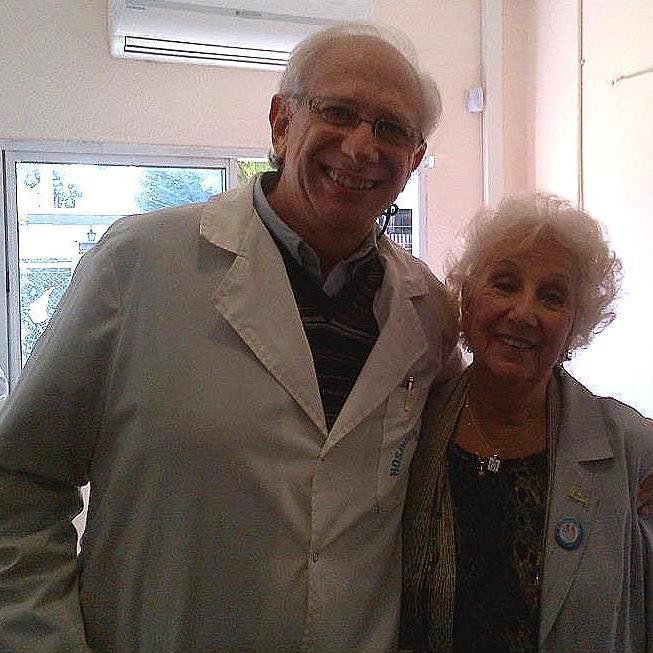 carlosvarsky's profile picture. Ex Jefe Depto. Diagnóstico Hospital Posadas, Endoscopista, Gayináceo, Amante de la Percusión (@lachilingaOK)