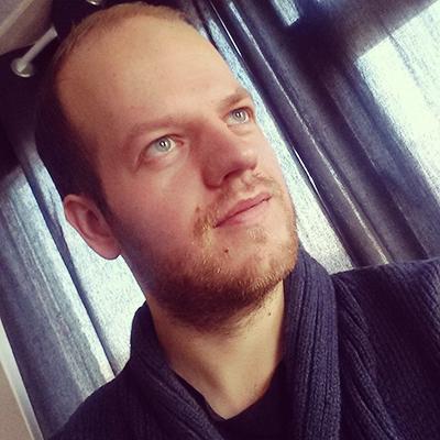 Ondernemer • PR Social • Social Media • Ajax • Voetbal • Muziek • Poker