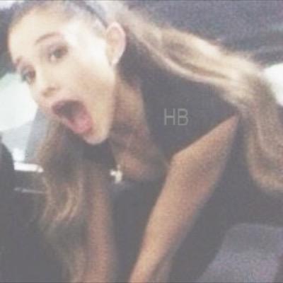 posting pictures & gifs of the beautiful & best idol Ariana Grande♡