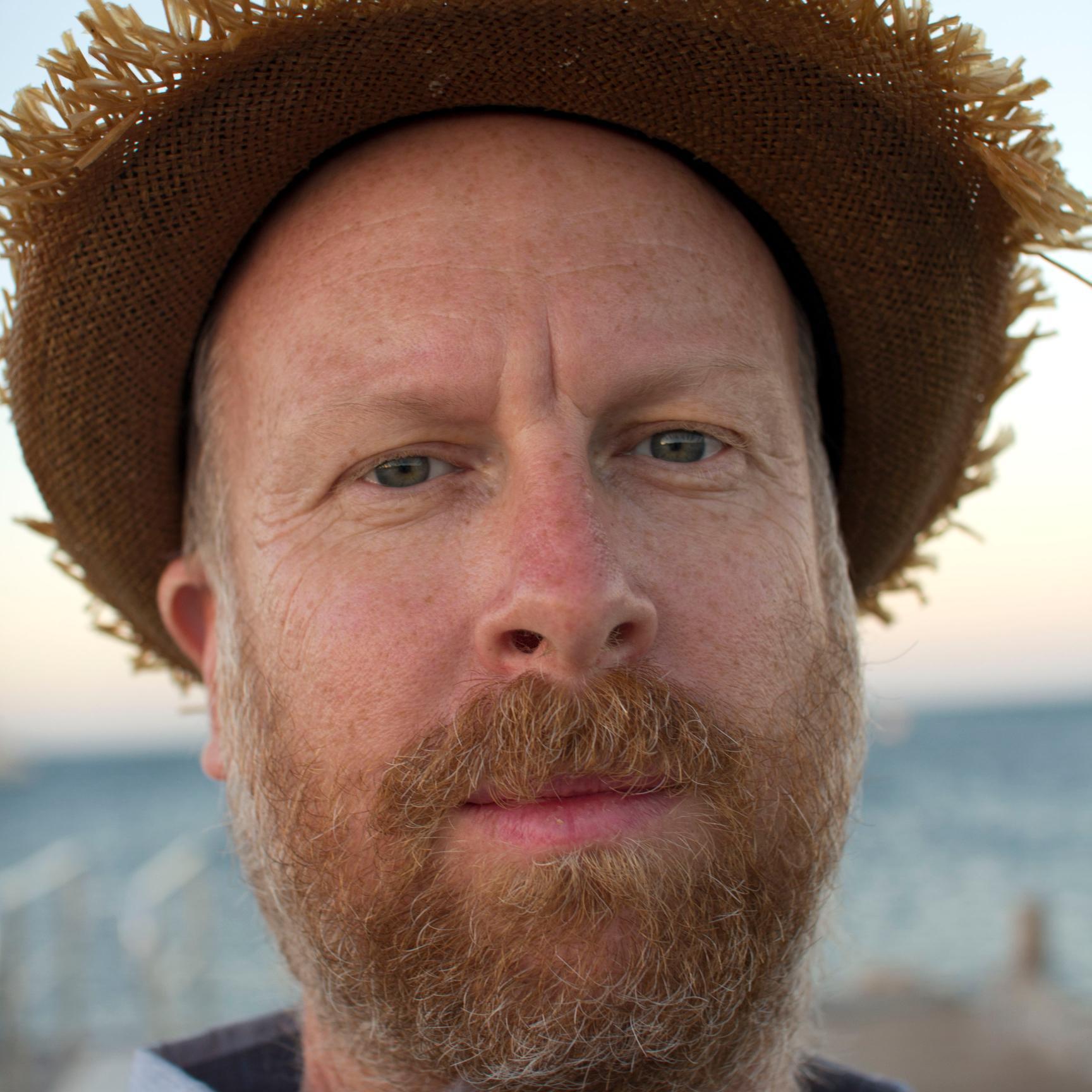 danielsmith's profile picture. Taking it one step at a time. Oh, and I'm NOT THE ART SHOP :]