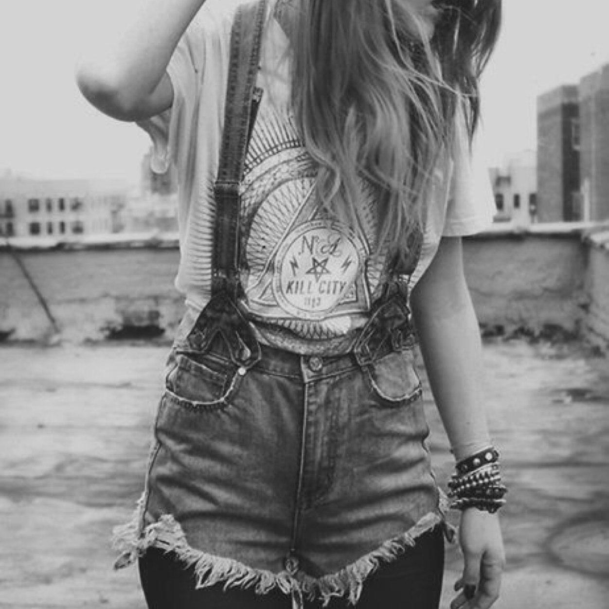 ℒ² +ℎ+ℵ+z Seguimi e io ti seguo!❤️