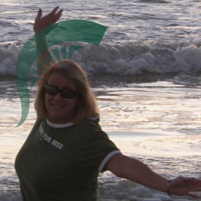 KrisanneKrieg's profile picture. I bleed Green.💚I miss my cat every day.😿