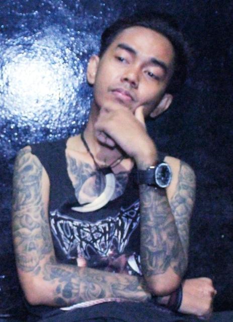 Death Metal From Cileungsi || @kangibet_arogan  @rioafrianno  @Yungfato || for merch follow @kolzem_merch || info booking: 081310399496 / 27BEC61C
