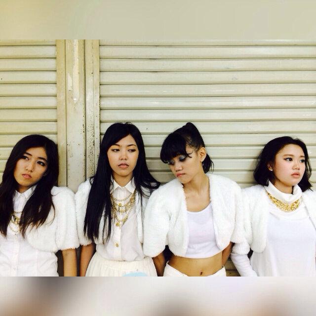 KPop dance cover group from Surabaya. Diamond Entertainment. since 130914. keep support us!^^❤️ CP: @gilaaaaang